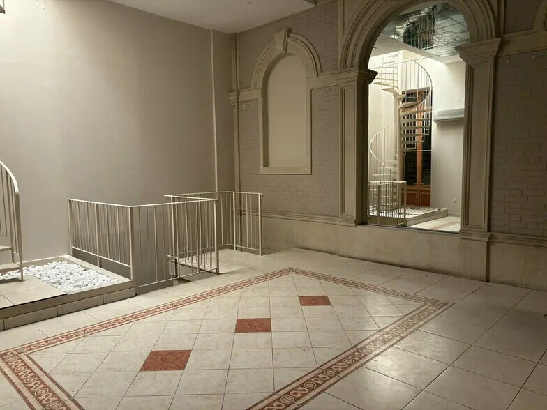 Bureau dans Marseille à vendre - Photo intérieure – Image 2 sur 5