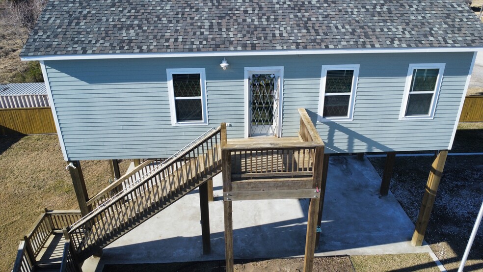 1013 Highway 87, Crystal Beach, TX à vendre - Photo de l’immeuble – Image 3 sur 12
