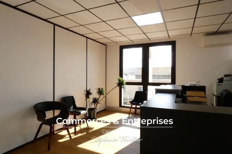 Bureau dans Aix-en-Provence à louer - Photo intérieure – Image 3 sur 11