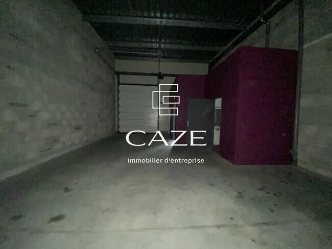 Plus de détails pour Local commercial à vendre