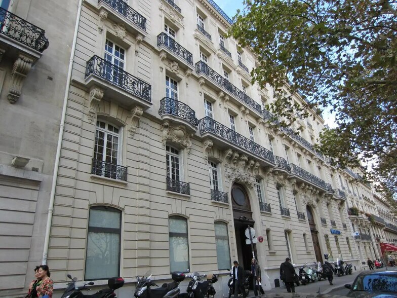 Bureau dans Paris à louer - Photo de l’immeuble – Image 1 sur 10