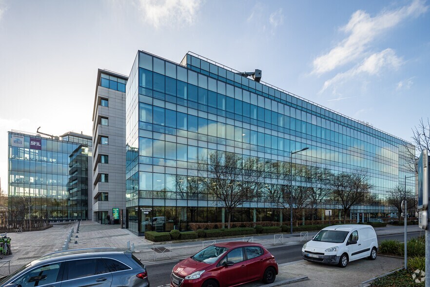 65 Rue Camille Desmoulins, Issy-les-Moulineaux à louer - Photo de l’immeuble – Image 2 sur 7