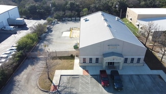 Plus de détails pour 5810 Rocky Pt, San Antonio, TX - Industriel/Logistique à louer