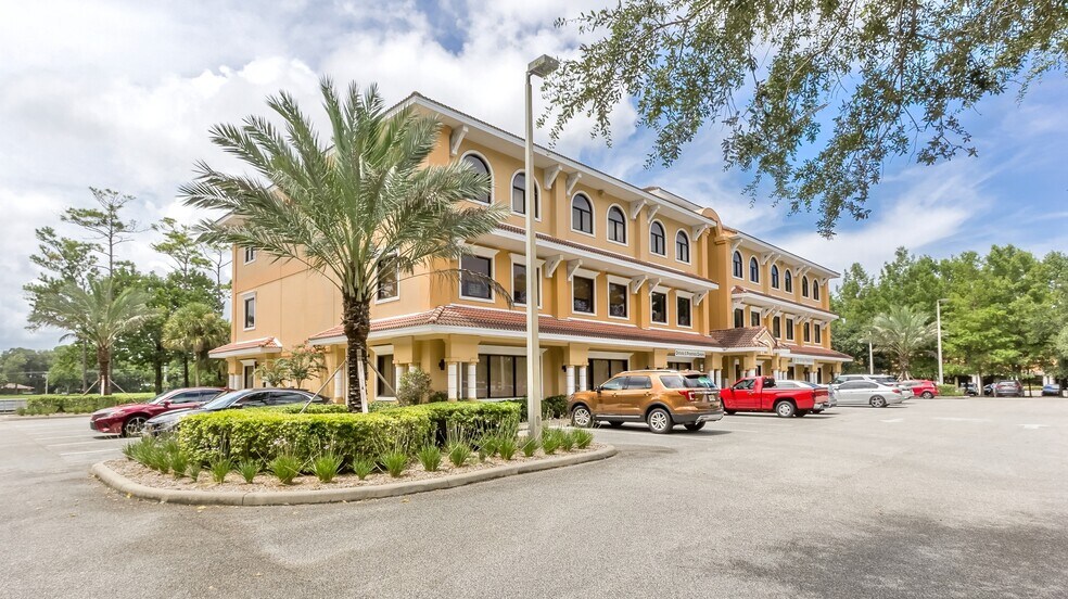 851 Dunlawton Ave, Port Orange, FL à louer - Photo principale – Image 1 sur 14