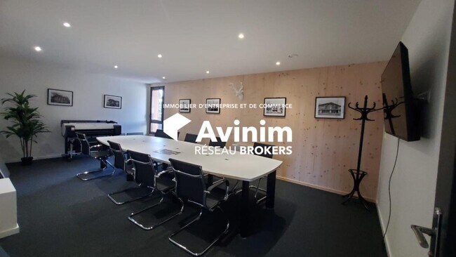 Plus de détails pour Bureau à vendre