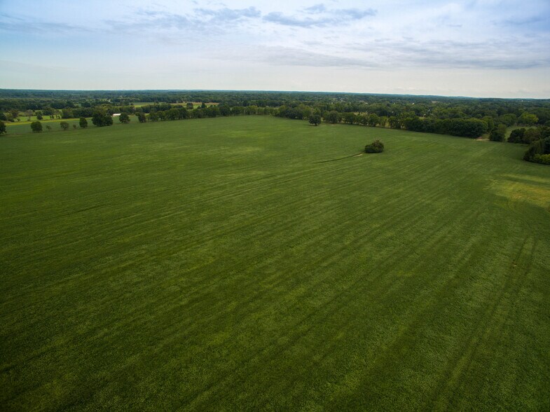 0 Dexter-Chelsea Rd, Chelsea, MI à vendre - Photo principale – Image 1 sur 14