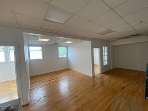 250 S Van Brunt St, Englewood, NJ à louer Photo intérieure– Image 2 sur 9