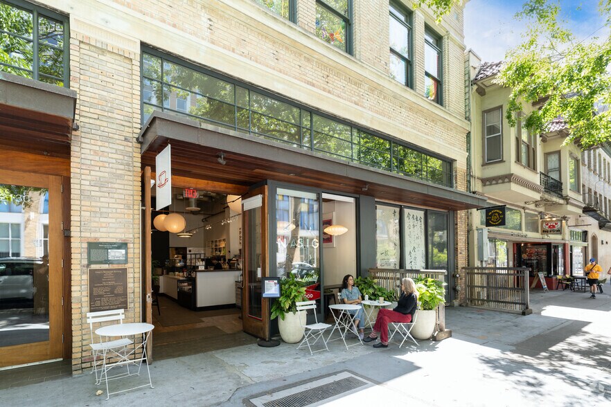 2130 Center St, Berkeley, CA à louer - Photo de l’immeuble – Image 3 sur 9