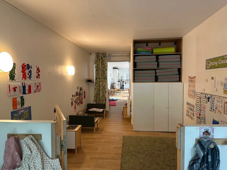 Local commercial dans Paris à vendre - Photo de l’immeuble – Image 3 sur 8