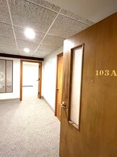 294 Pleasant St, Stoughton, MA à louer Photo intérieure– Image 2 sur 4