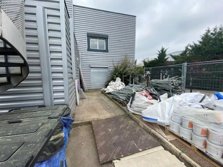 Bureau dans Aix-en-Provence à louer - Photo de l’immeuble – Image 3 sur 7