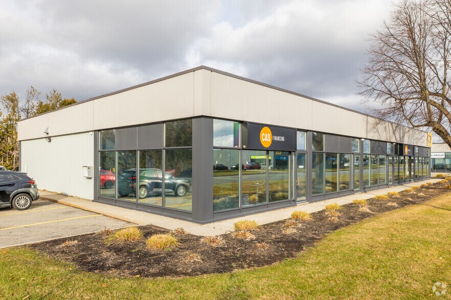 29 Camelot Dr, Ottawa, ON à louer - Photo de l’immeuble – Image 3 sur 3
