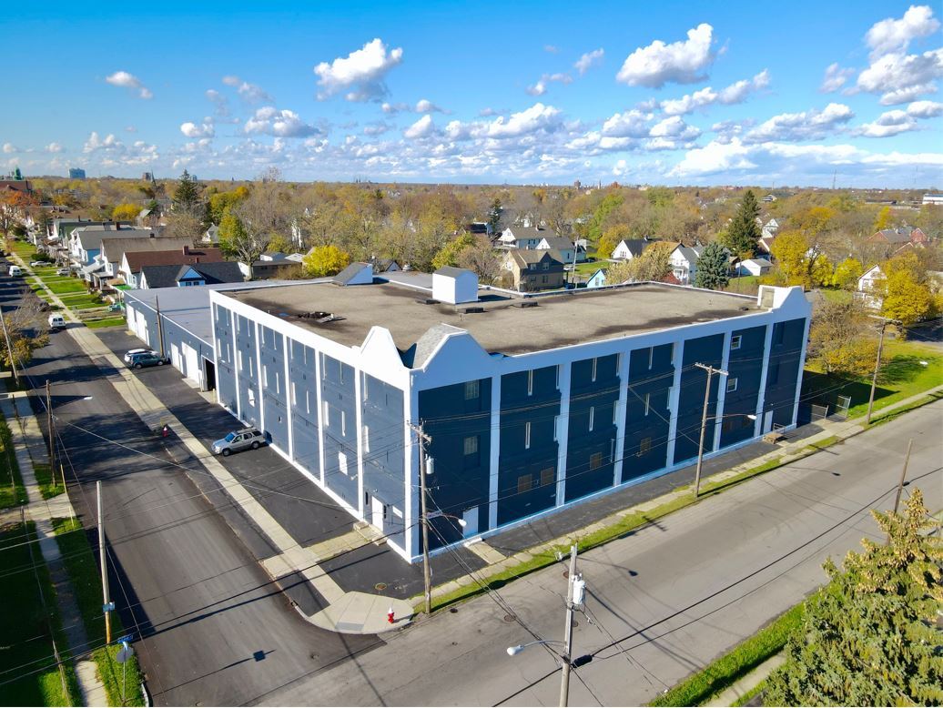144 Urban St, Buffalo, NY à louer Photo principale– Image 1 sur 7