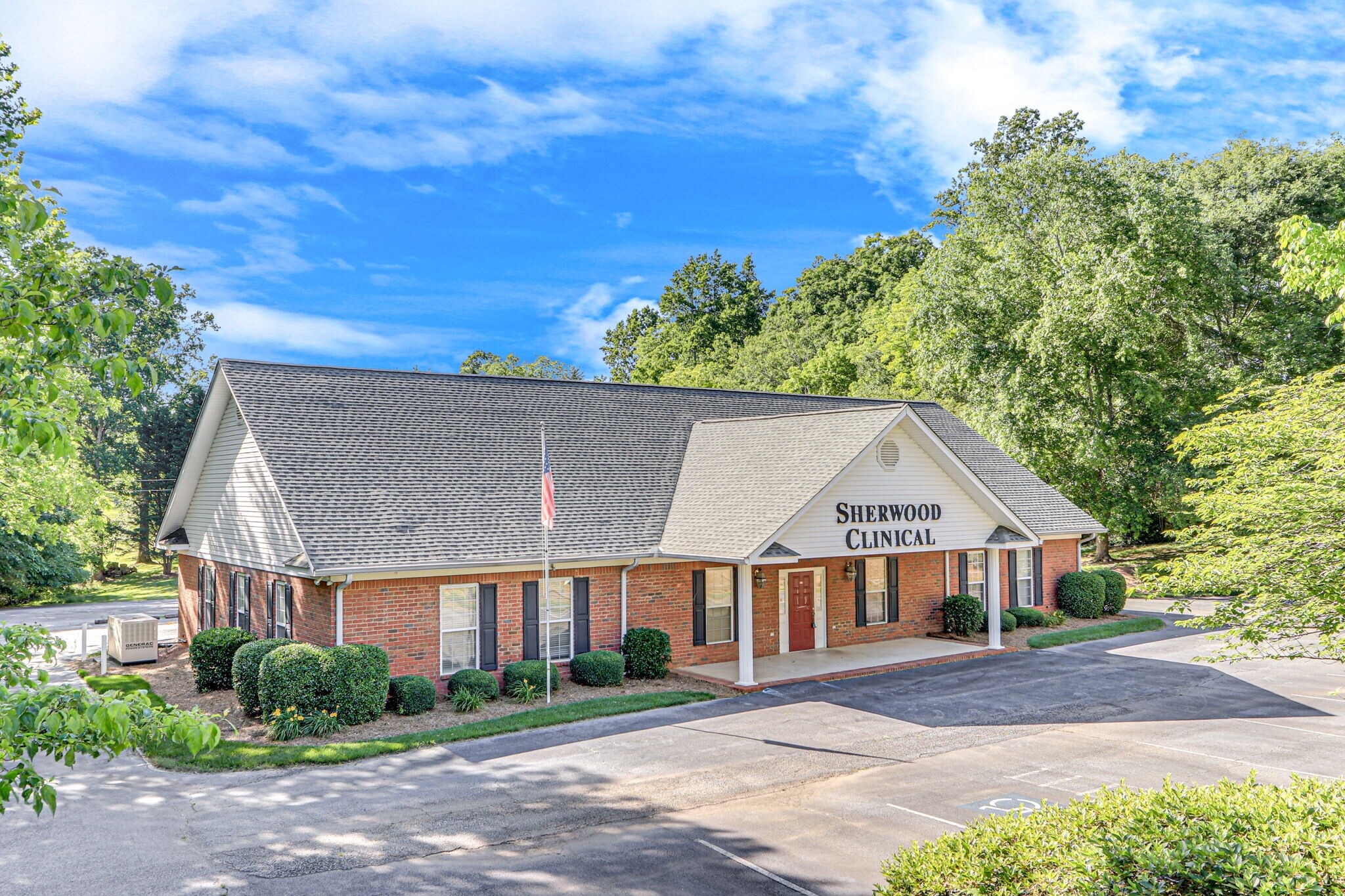 415 Fisk Ave, Demorest, GA à vendre Photo principale– Image 1 sur 22