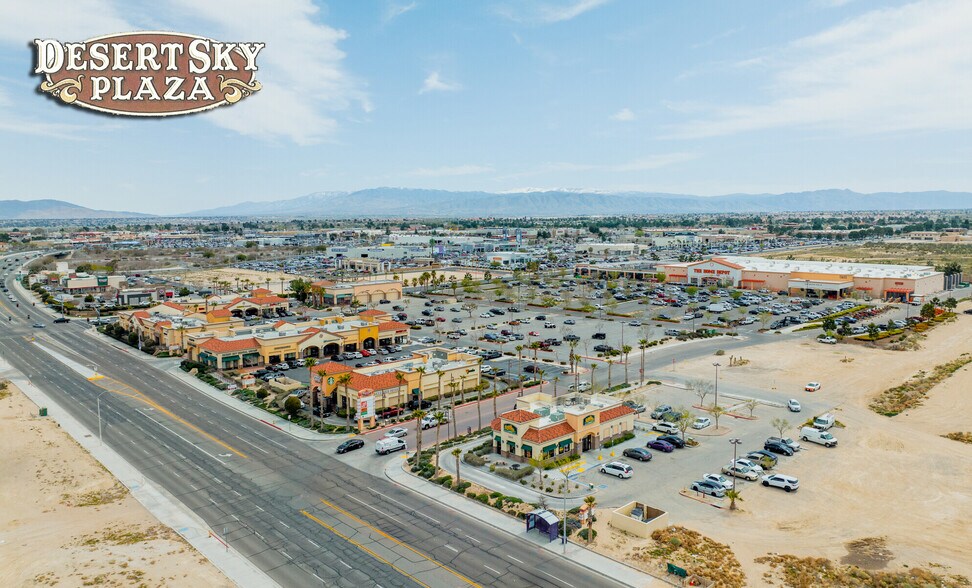 15617-15683 Roy Rogers Dr, Victorville, CA à louer - Aérien – Image 1 sur 5