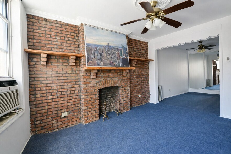 53 Franklin St, Brooklyn, NY à vendre - Photo intérieure – Image 3 sur 15