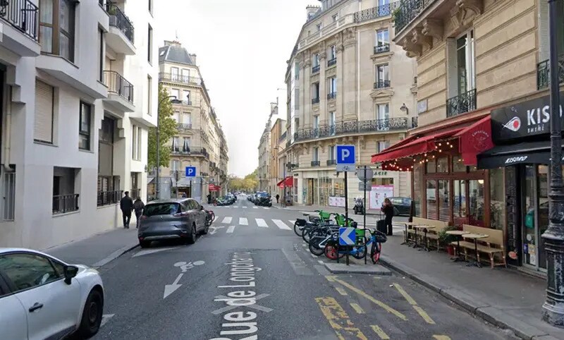 Local commercial dans Paris à louer - Photo de l’immeuble – Image 2 sur 2