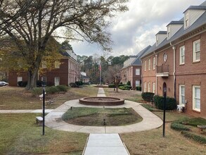 11099 Houze Rd, Roswell, GA à louer Photo intérieure– Image 1 sur 5