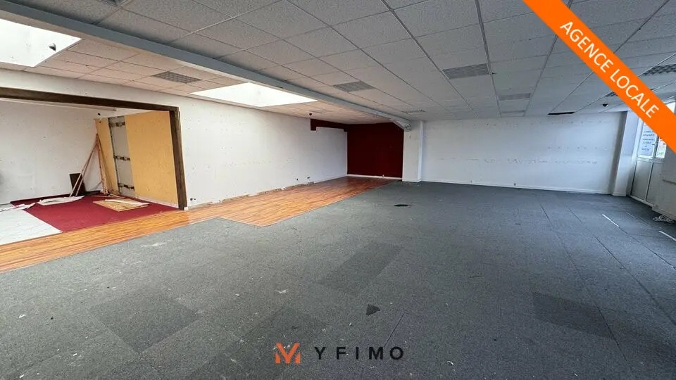 Bureau dans Osny à vendre - Photo de l’immeuble – Image 1 sur 6