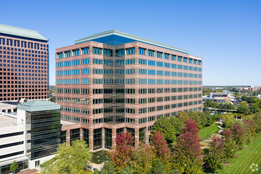 1901 Butterfield Rd, Downers Grove, IL à louer - Photo de l’immeuble – Image 1 sur 23