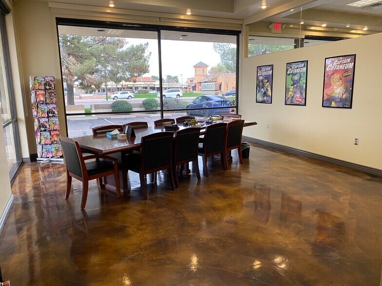 660 N Gilbert Rd, Gilbert, AZ à vendre - Photo de l’immeuble – Image 2 sur 5
