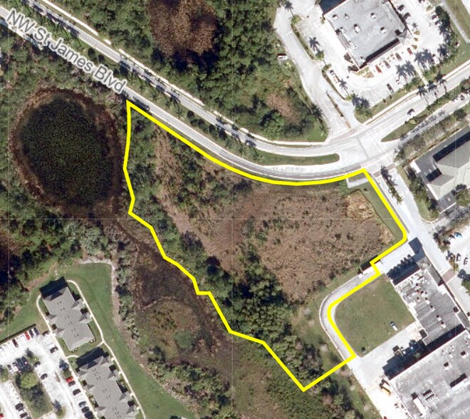 St James Blvd, Port Saint Lucie, FL à vendre - Photo de l’immeuble – Image 2 sur 12