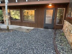 2056 Idaho Springs Road, Idaho Springs, CO à louer Photo de l’immeuble– Image 1 sur 4