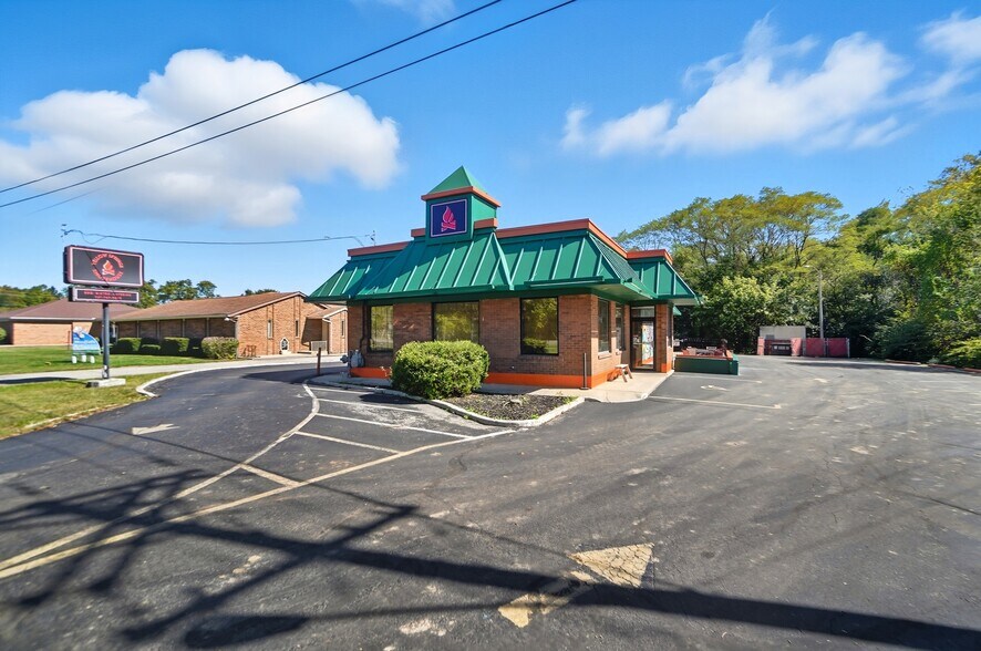 1535 Xenia Ave, Yellow Springs, OH à vendre - Photo de l’immeuble – Image 2 sur 19