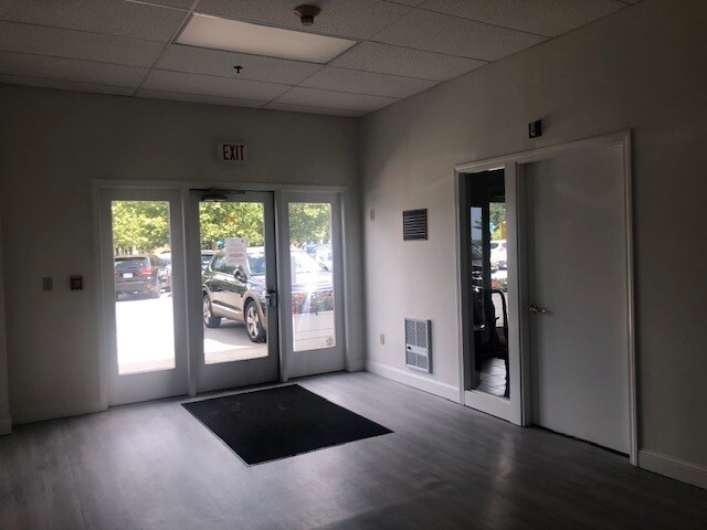 38 R Merrimac St, Newburyport, MA à louer - Photo intérieure – Image 2 sur 11