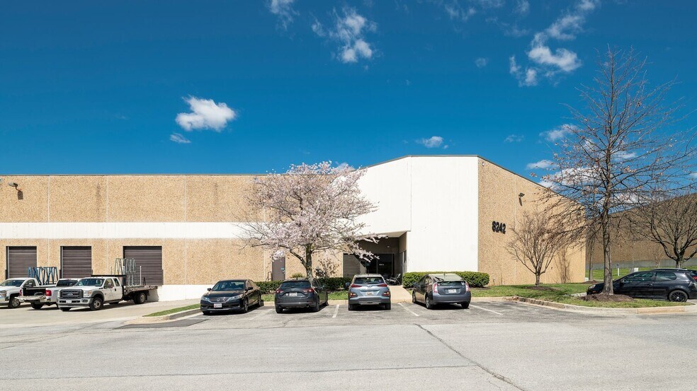 8242 Sandy Ct, Jessup, MD à louer - Photo de l’immeuble – Image 1 sur 6