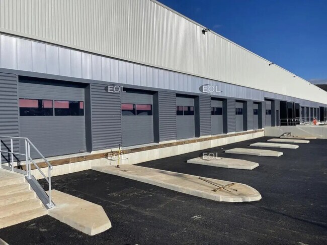 Plus de détails pour Industriel/Logistique à louer