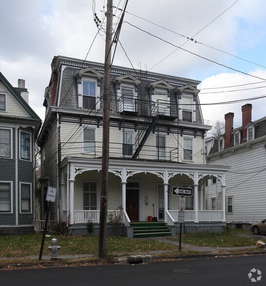 31 Green St, Kingston, NY à vendre - Photo de l’immeuble – Image 2 sur 2