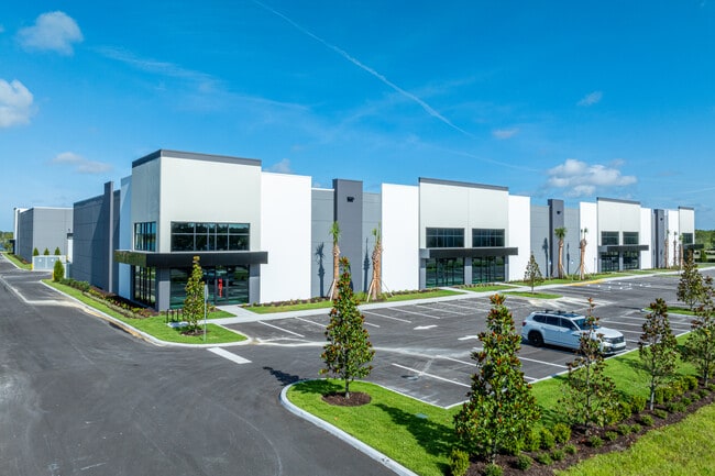 Plus de détails pour 4071 Lakewood Ranch Blvd N, Lakewood Ranch, FL - Industriel/Logistique à louer