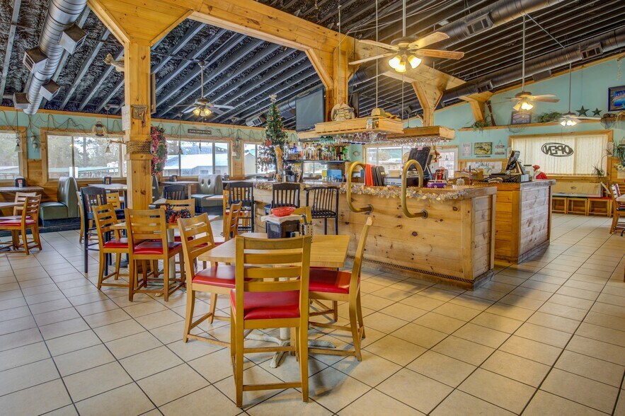 8726 Jackson Lake Rd, Monticello, GA à vendre - Photo de l’immeuble – Image 3 sur 9