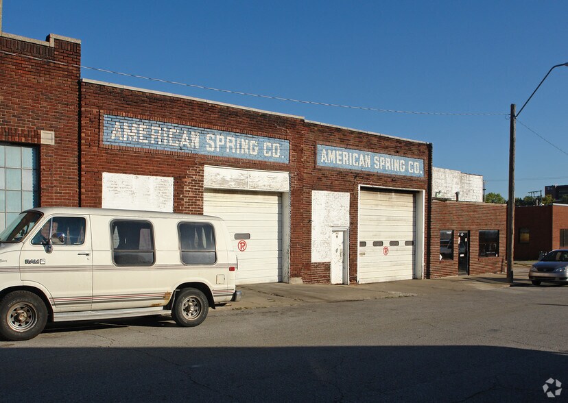 1813-1819 Locust St, Kansas City, MO à louer - Photo de l’immeuble – Image 2 sur 6