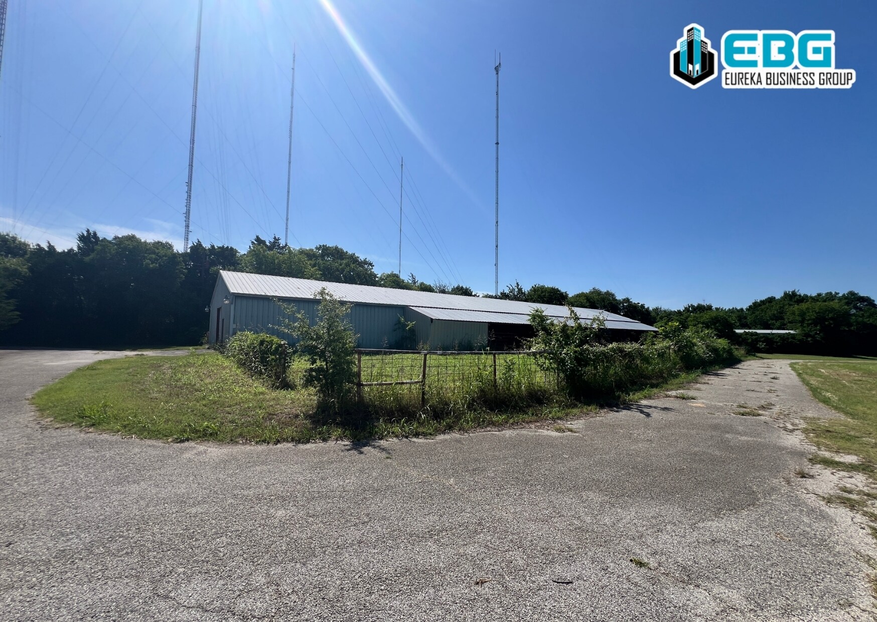 1560 W Belt Line Rd, Cedar Hill, TX à vendre Photo principale– Image 1 sur 4