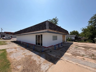 Plus de détails pour 204 W Veterans Memorial Hwy, Blanchard, OK - Local commercial à vendre