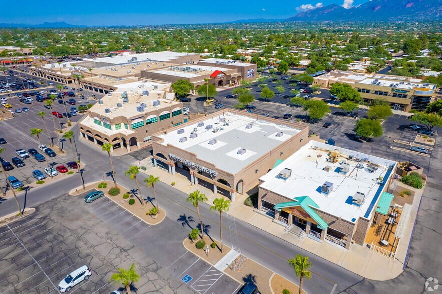 4861 E Grant Rd, Tucson, AZ à louer - Photo de l’immeuble – Image 3 sur 4