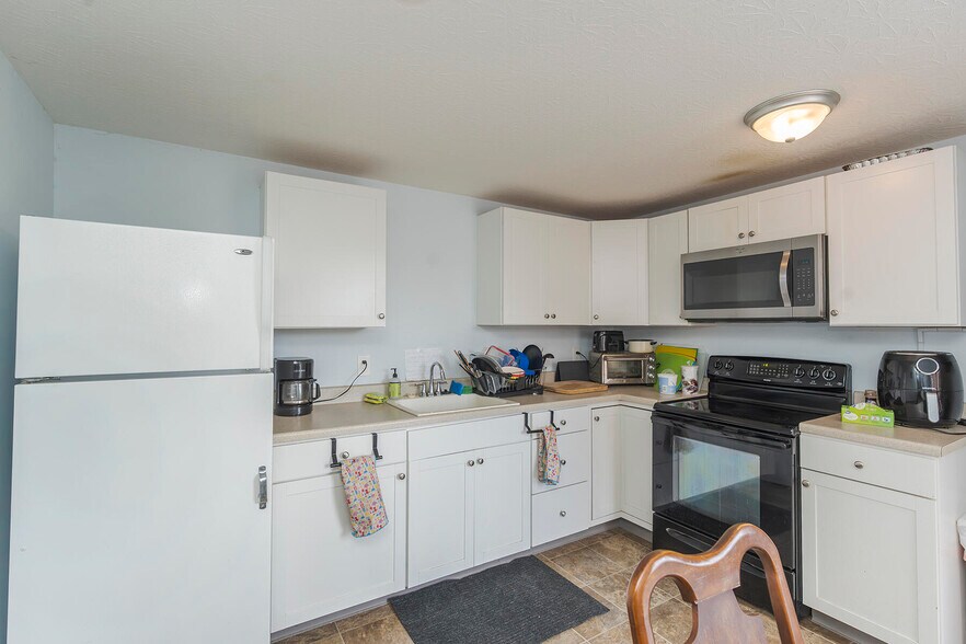 488-494 N Main St, Stanton, KY à vendre - Photo de l’immeuble – Image 3 sur 27