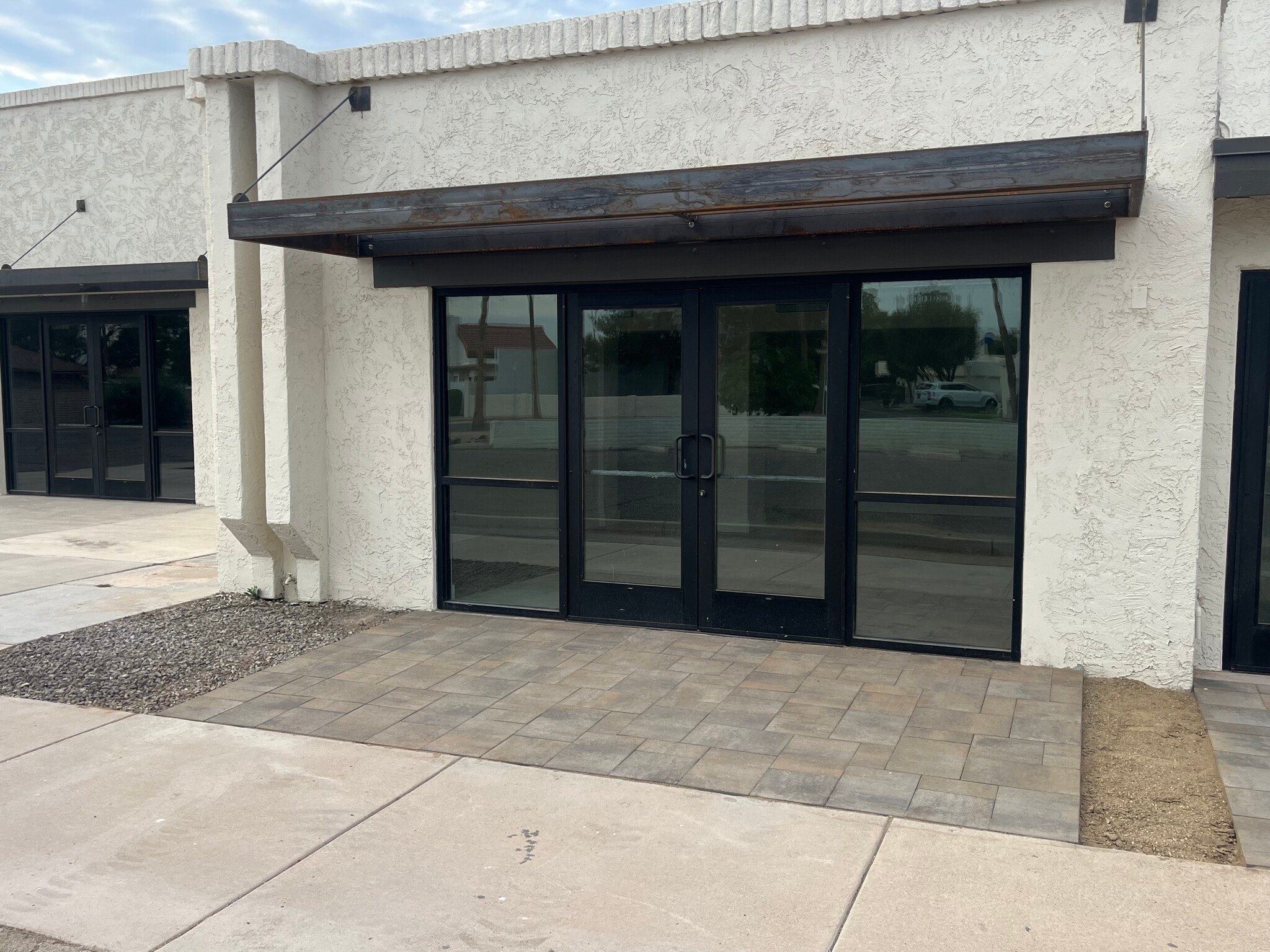 447 S Old Litchfield Rd, Litchfield Park, AZ à louer Photo de l’immeuble– Image 1 sur 9