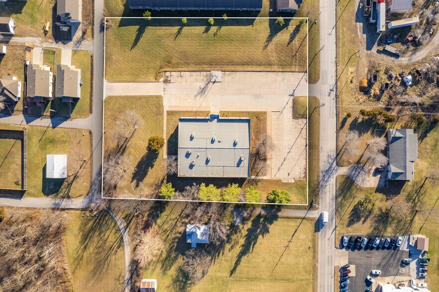 1612 N Osteopathy, Kirksville, MO à vendre - Photo de l’immeuble – Image 2 sur 79