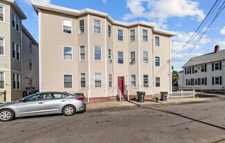 Plus de détails pour 65 Russo St, Providence, RI - Logement à vendre