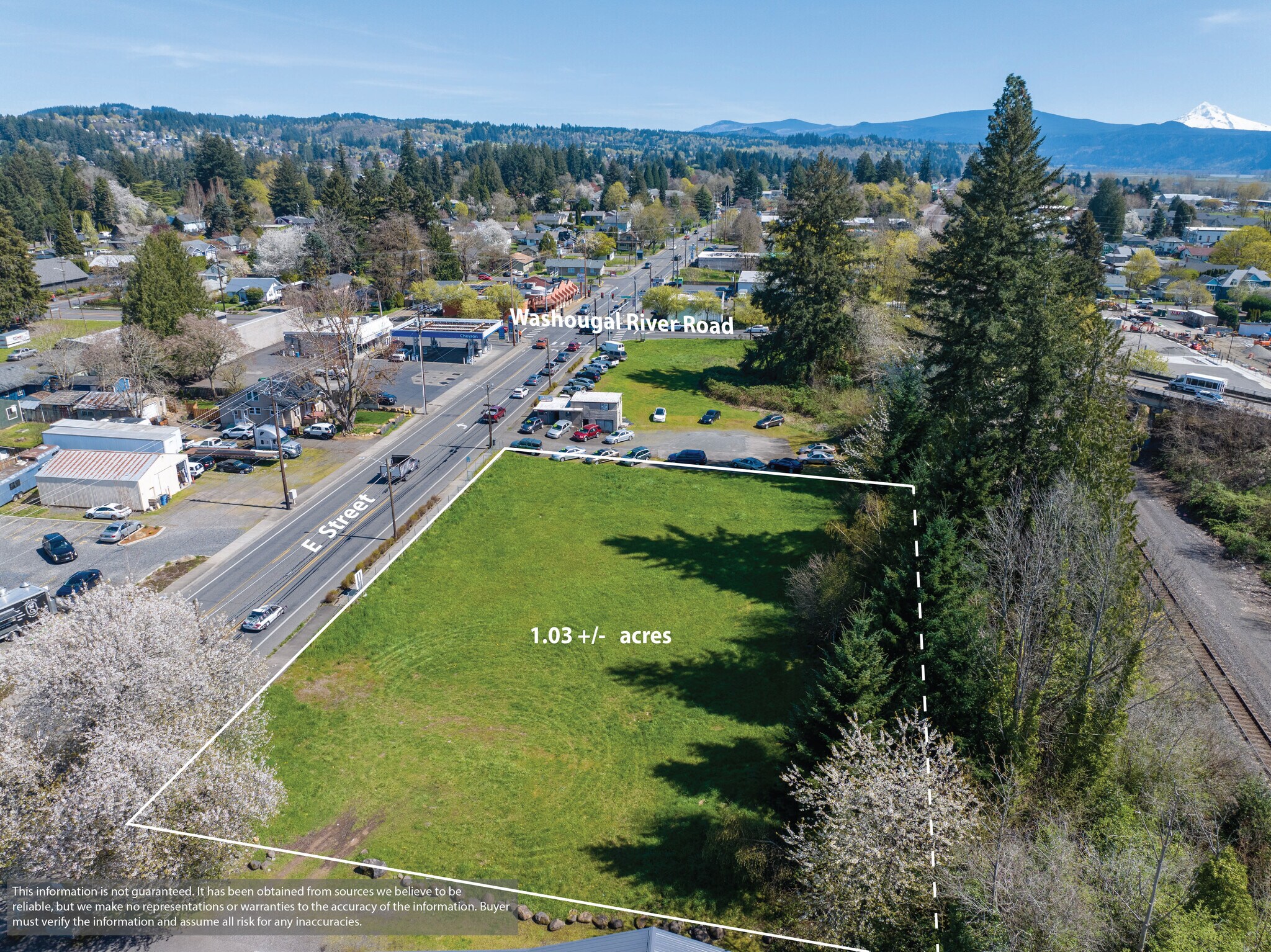 1500 E St, Washougal, WA à vendre Photo principale– Image 1 sur 21