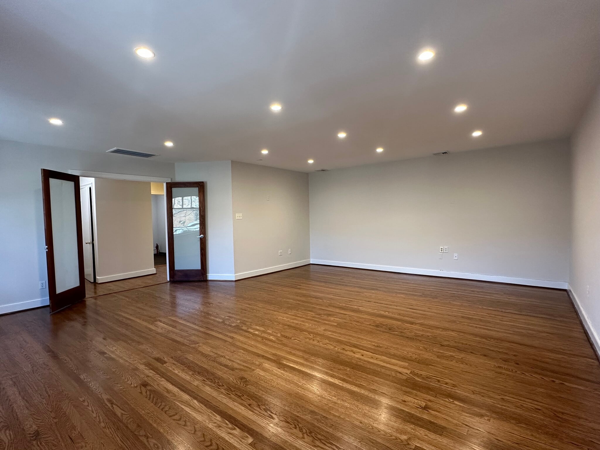 9 W Highland Ave, Philadelphia, PA à louer Photo de l’immeuble– Image 1 sur 10
