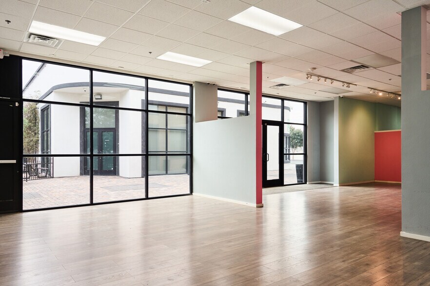 1027 S Main St, Las Vegas, NV à louer - Photo intérieure – Image 2 sur 11