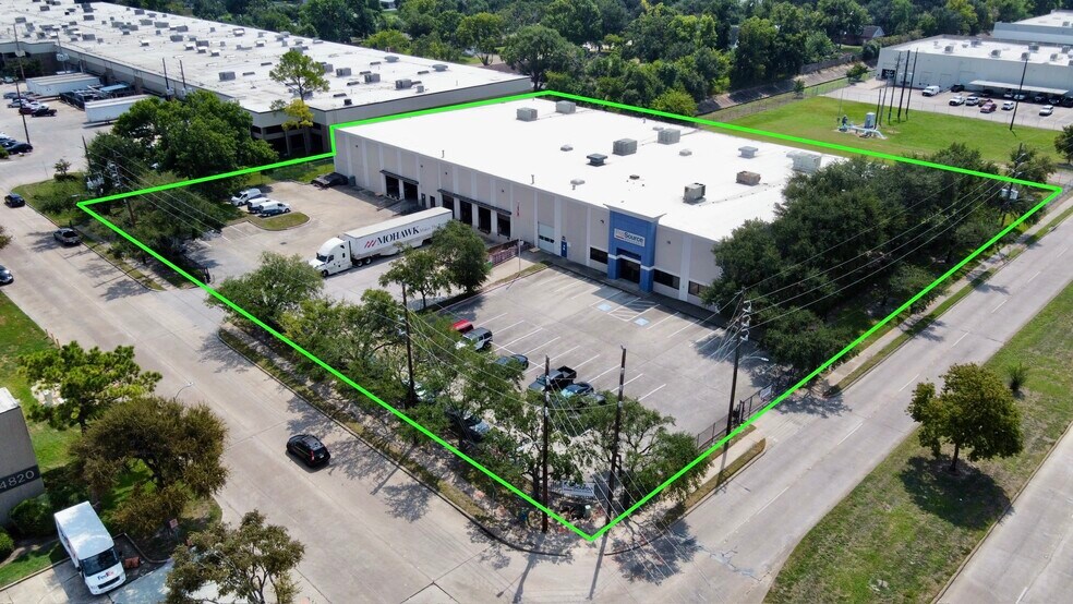 4730 Blalock Rd, Houston, TX à vendre - Photo de l’immeuble – Image 1 sur 11