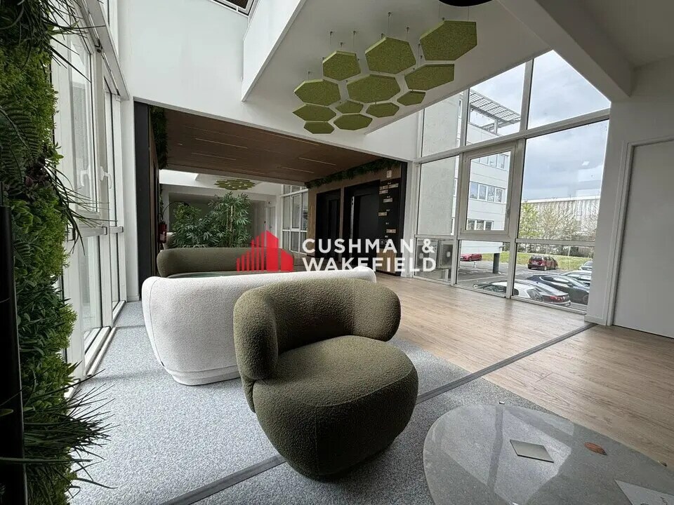 425 Rue Jean Rostand, Labège à louer Photo de l’immeuble– Image 1 sur 19