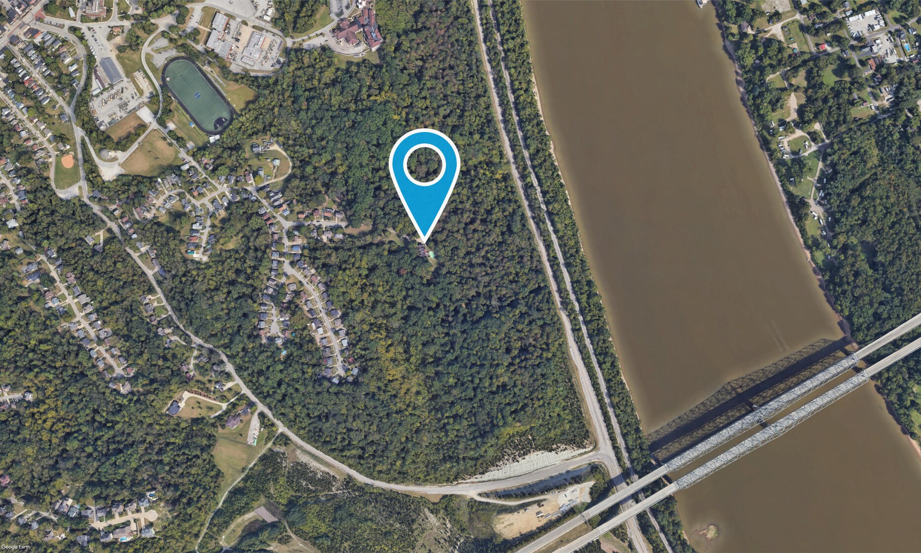 150 Shamrock Ln, Fort Thomas, KY à vendre Photo principale– Image 1 sur 2