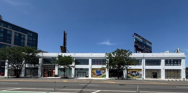 45-01 Northern Blvd, Long Island City, NY à louer - Photo de l’immeuble – Image 2 sur 16