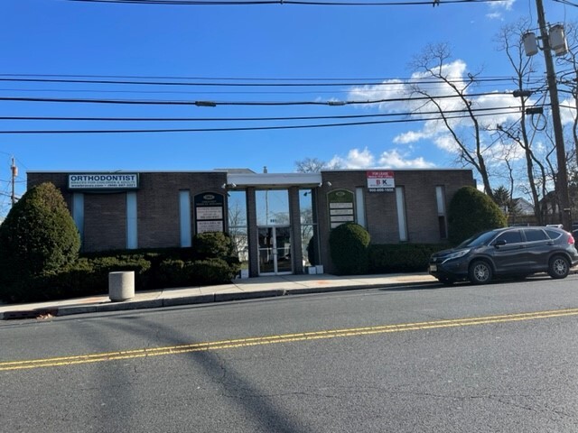 381 Chestnut St, Union, NJ à louer - Photo de l’immeuble – Image 1 sur 7